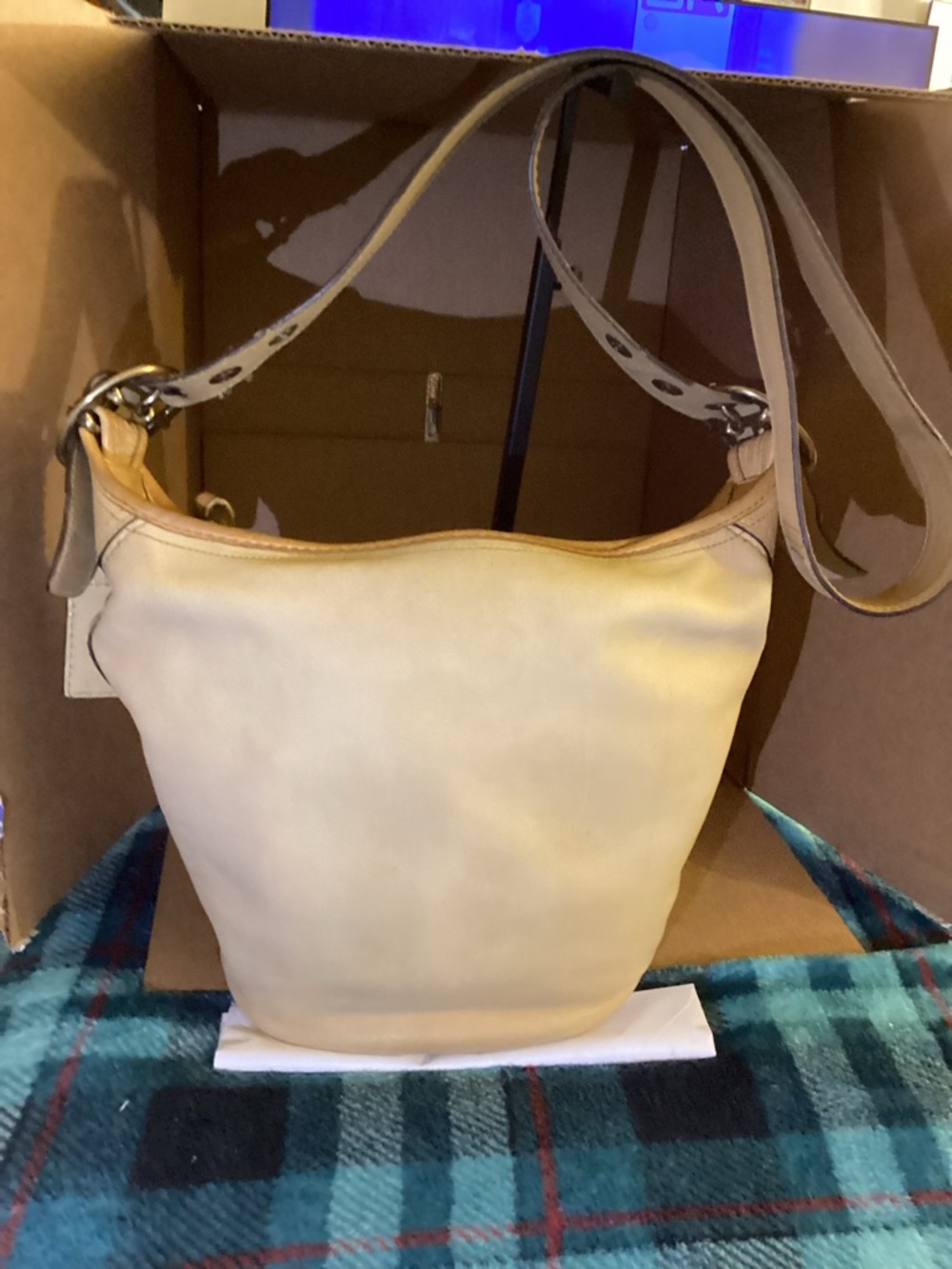 Coach Bleeker Leather Duffle Bucket Bag. A0869-11422